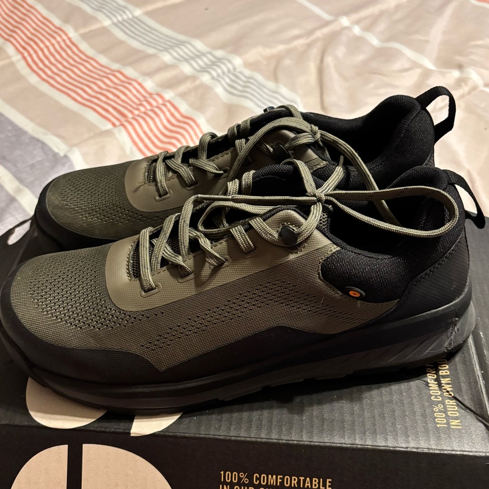 BOGS Slate Knit Low CT 11.5 DARK GREEN